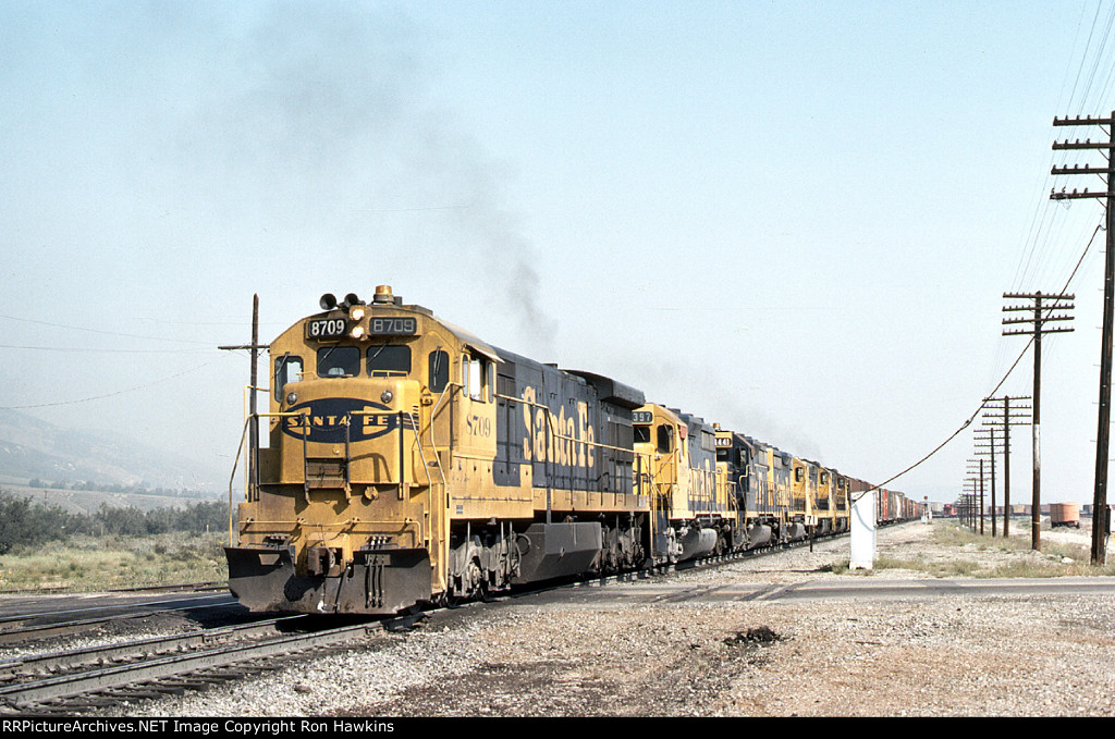 ATSF 8709